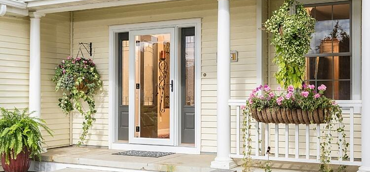 screen door installation in Phelan